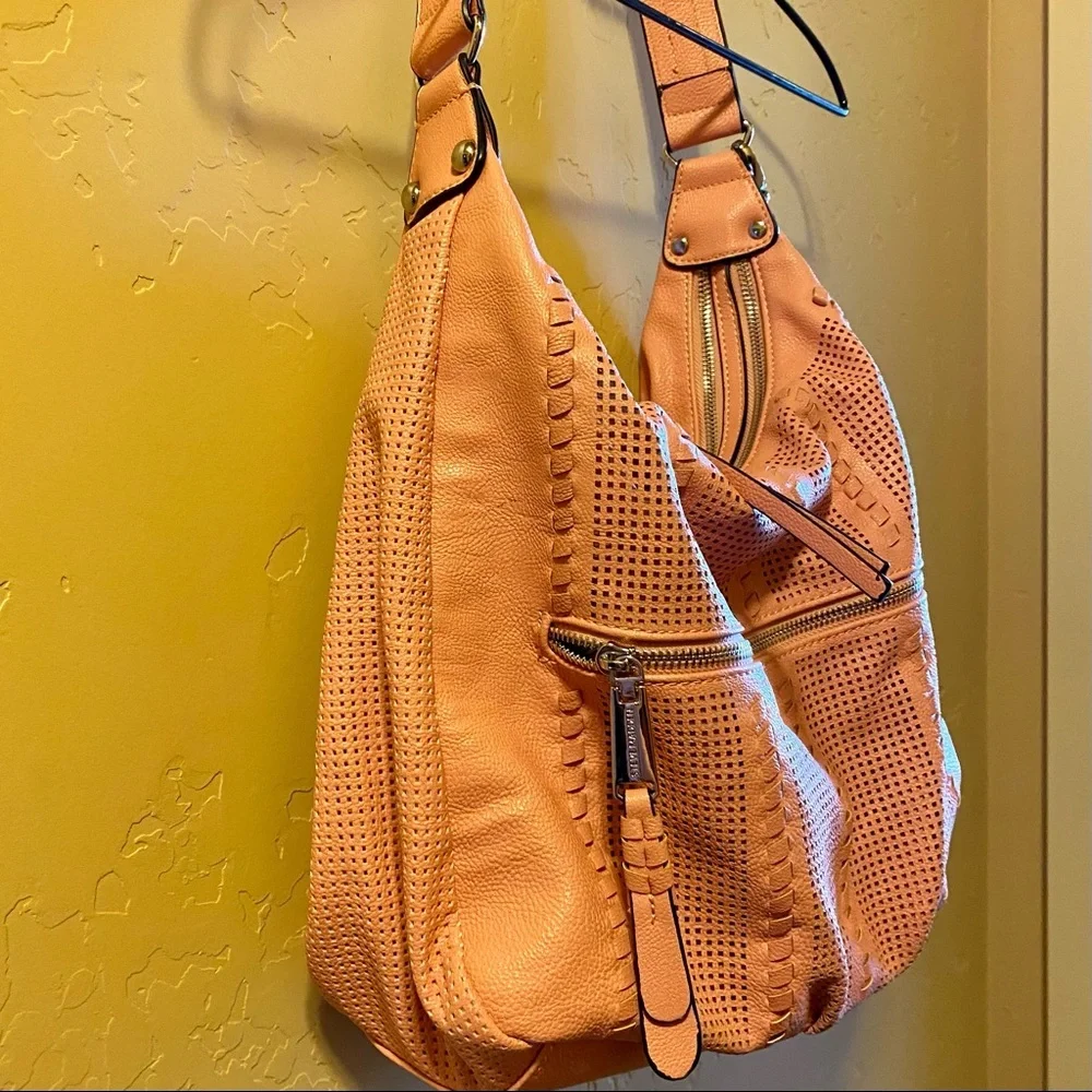 Steve Madden Apricot Bshayy Hobo Handbag - Picture 3 of 9